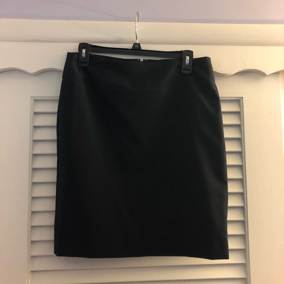 Alfani Dresses & Skirts - ⚡️SALE⚡️ EUC Alfani 8P Skirt 🪶